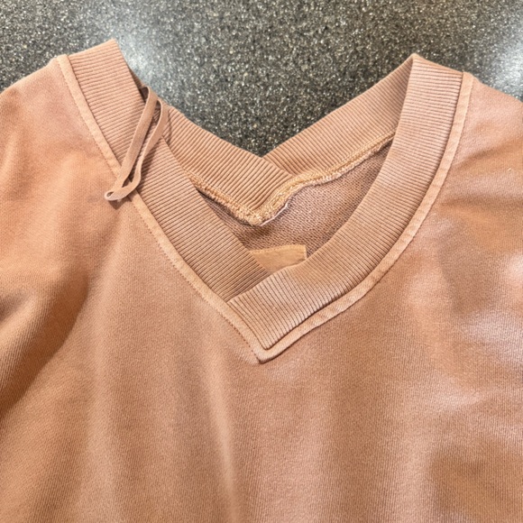 AERIE BRAND NEW CROPPED SWEATSHIRT SIZE MEDIUM. - Picture 7 of 7